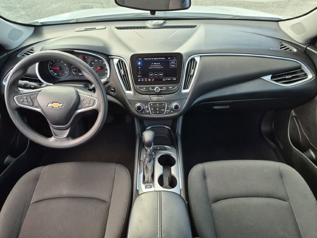 Used 2023 Chevrolet Malibu LT FWD image 28