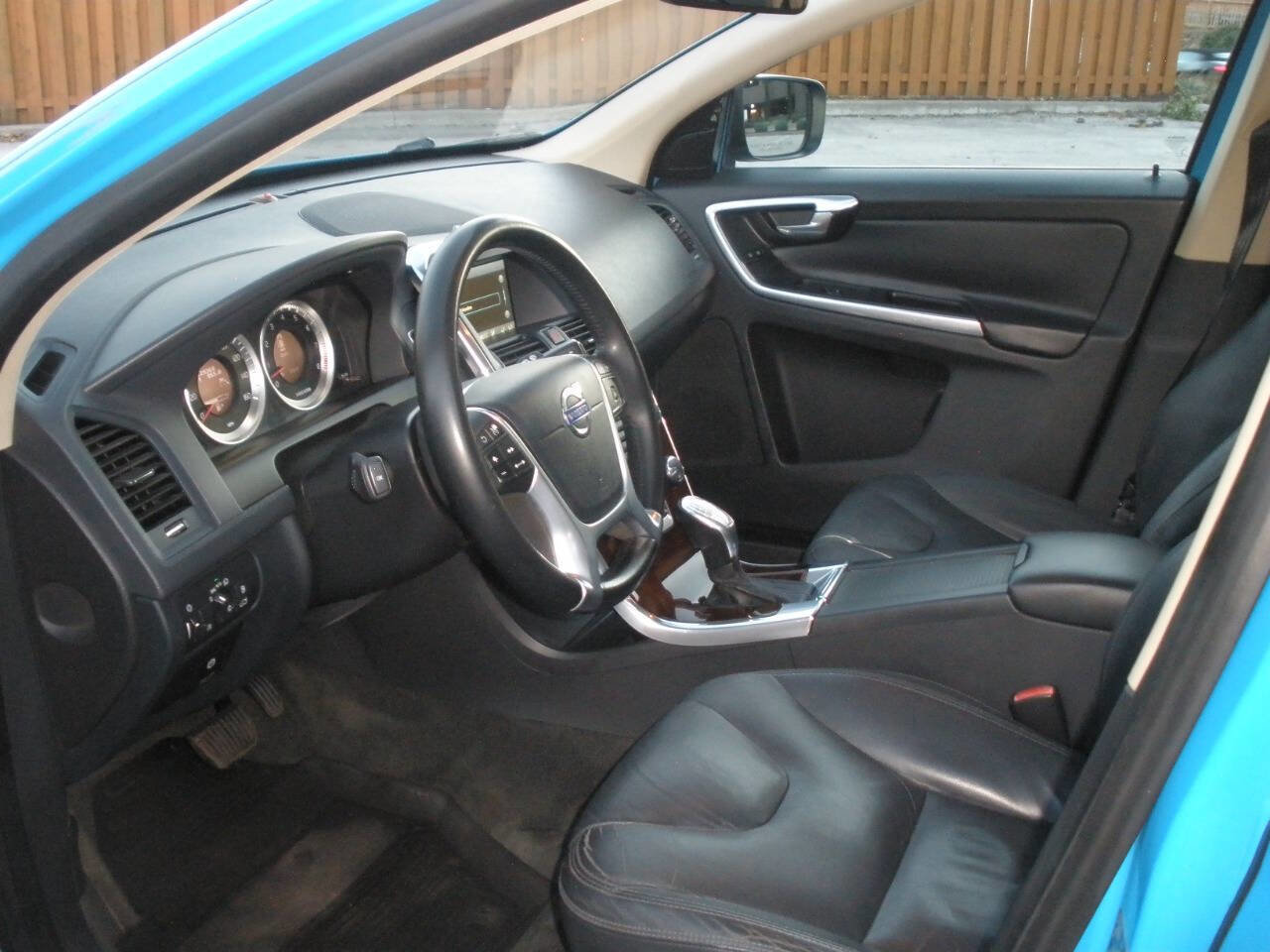 Used 2013 Volvo XC60 T6 image 20