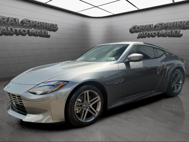 Used 2025 Nissan Z Sport w/ Floor Mat Package RWD image 3