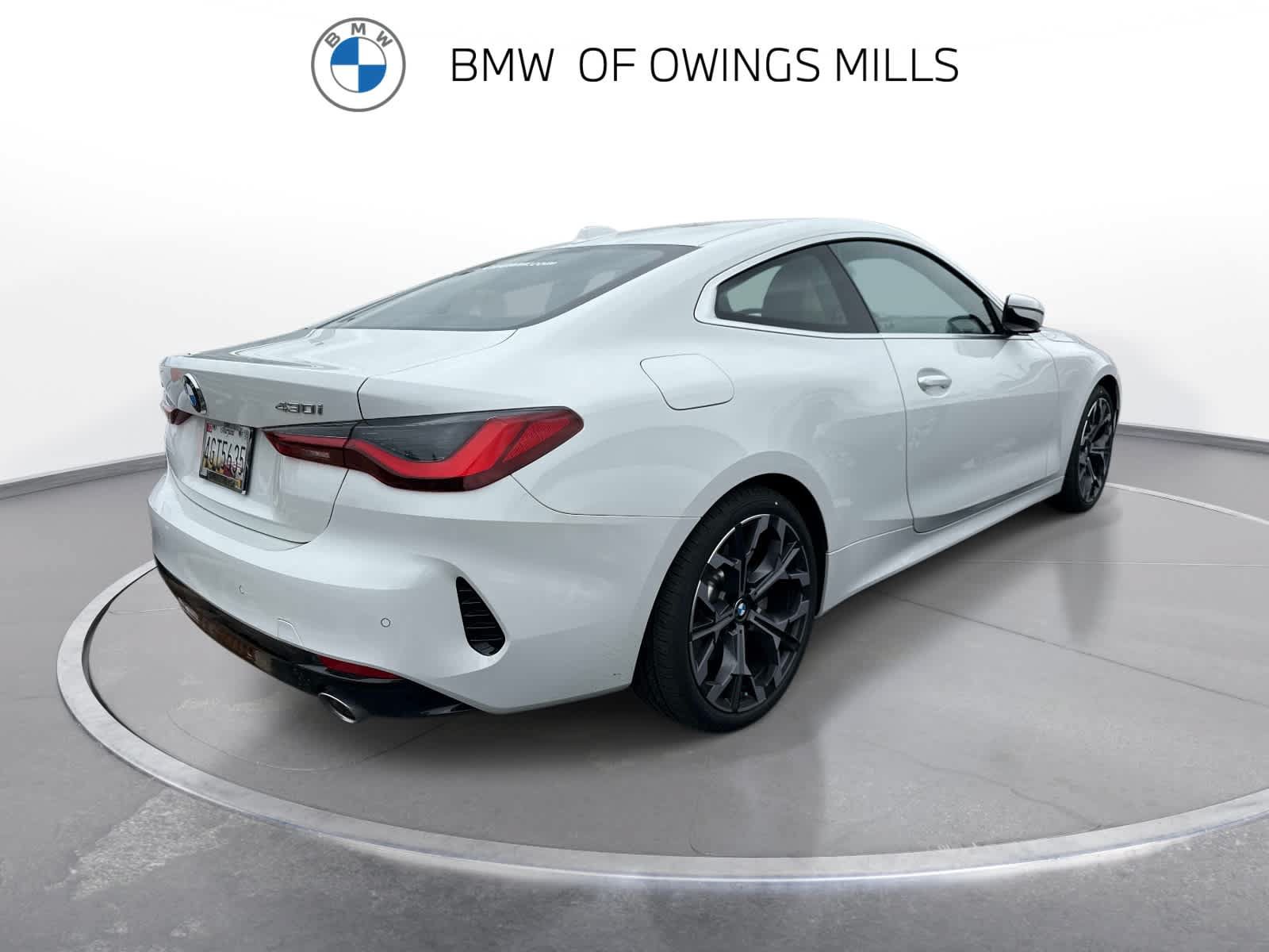 Used 2026 BMW 430i xDrive Coupe w/ Premium Package AWD/4WD image 4