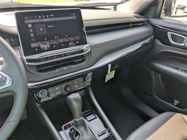 New 2025 Jeep Compass Trailhawk w/ Trailer Tow Group image 20