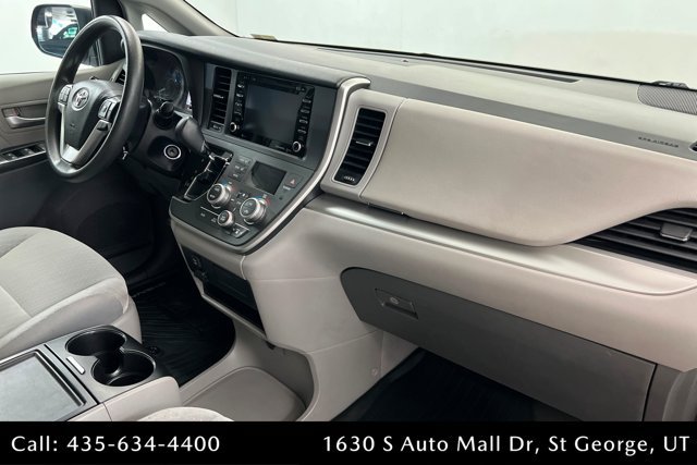 Used 2020 Toyota Sienna LE FWD image 24