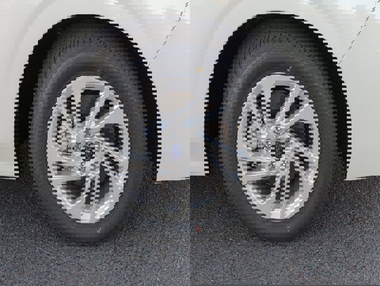 New 2025 Subaru Impreza 2.0i image 9