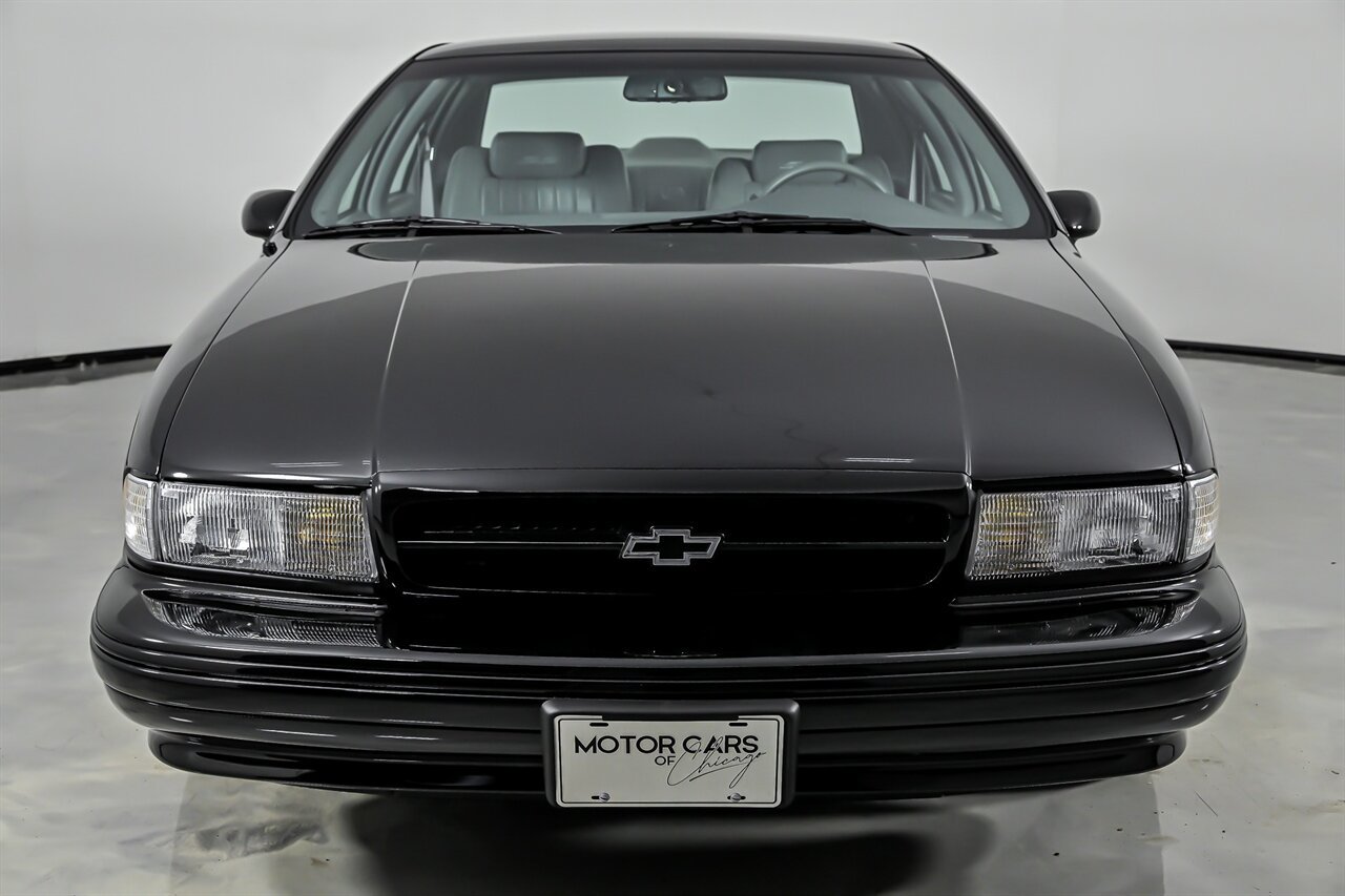 Used 1994 Chevrolet Impala SS RWD image 4