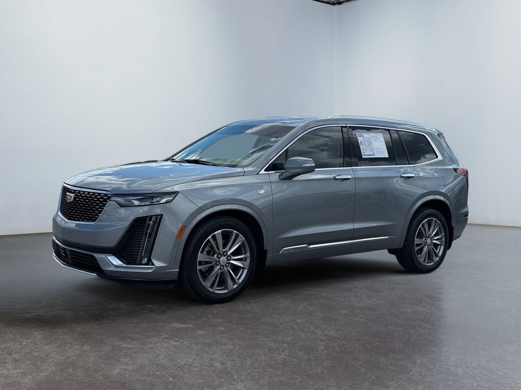 Used 2025 Cadillac XT6 Premium Luxury w/ Technology Package AWD/4WD image 7