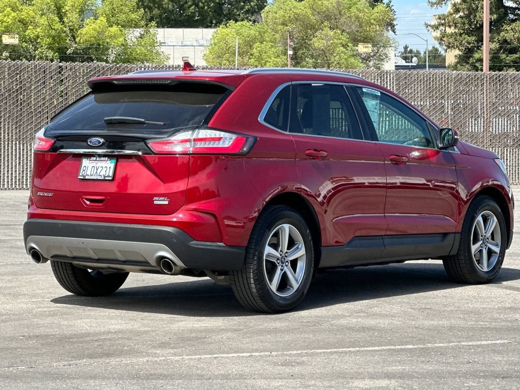 Certified 2019 Ford Edge SEL w/ Equipment Group 201A FWD image 3
