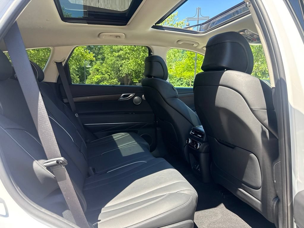 Certified 2023 Genesis GV80 2.5T w/ Prestige 20" Package AWD/4WD image 33