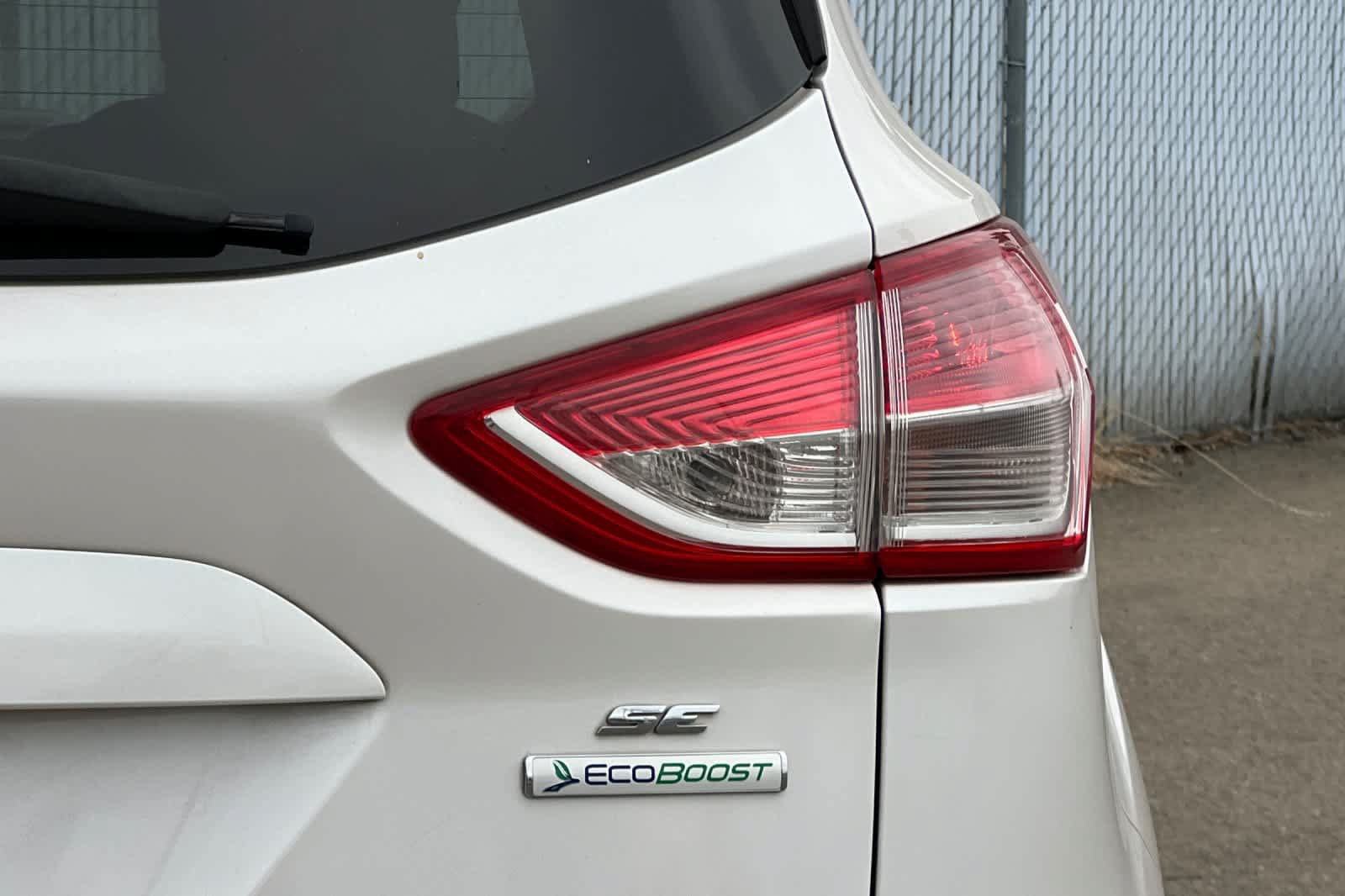 Used 2014 Ford Escape SE w/ Equipment Group 201A FWD image 21