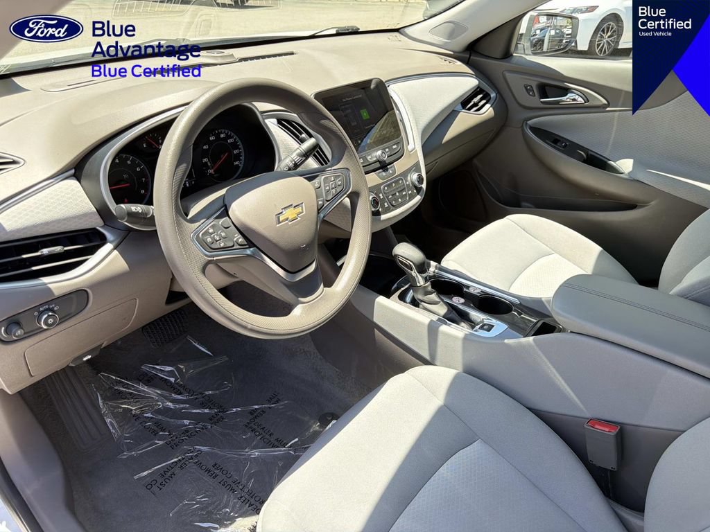 Used 2025 Chevrolet Malibu LT FWD image 15