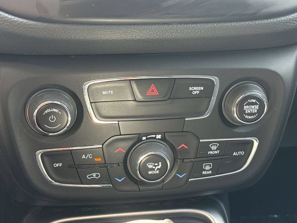 Used 2019 Jeep Compass Latitude AWD/4WD image 15