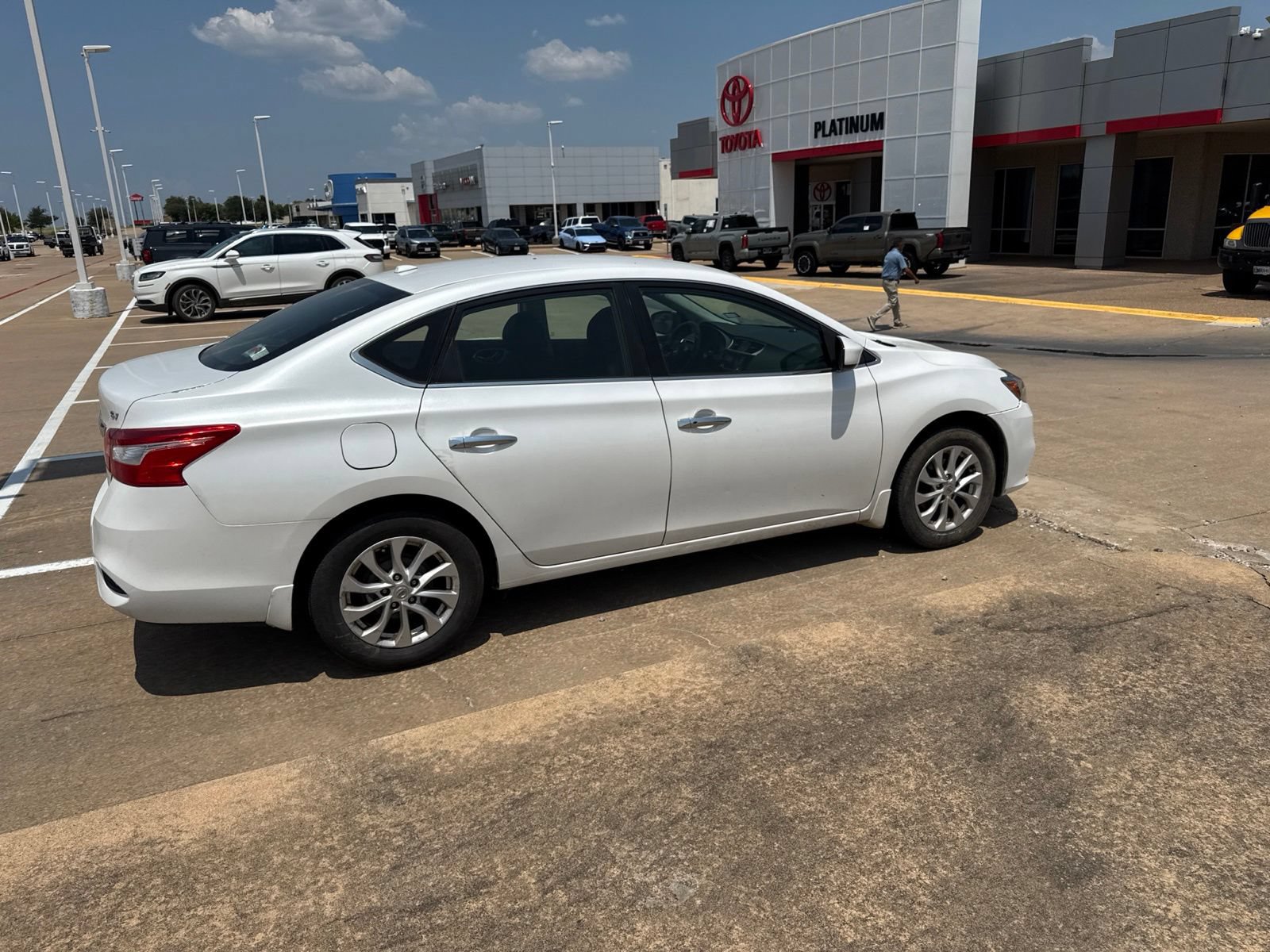 Used 2018 Nissan Sentra SV w/ All Weather Package FWD image 17