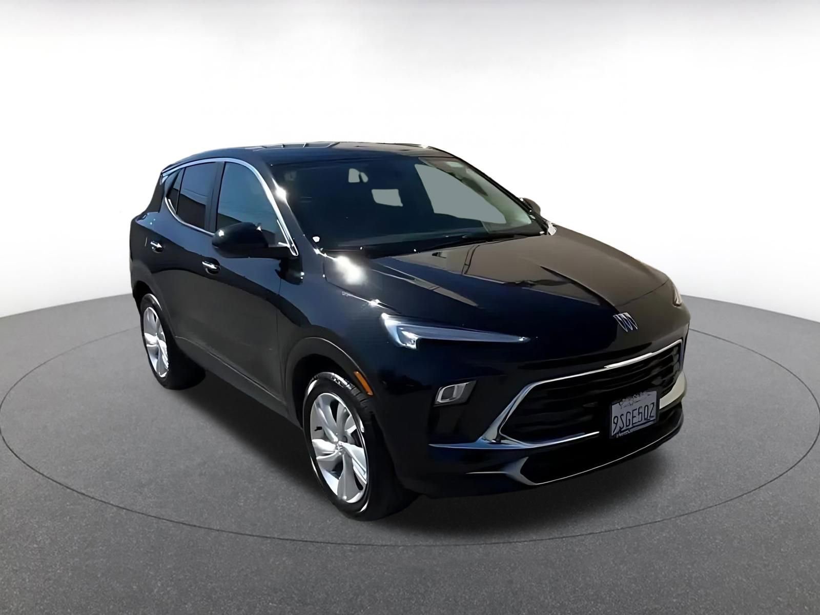 Used 2025 Buick Encore GX Preferred image 3