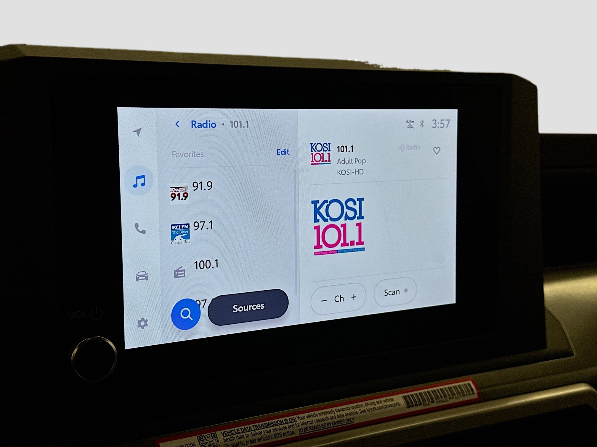 Used 2025 Toyota Tacoma TRD Off-Road image 21