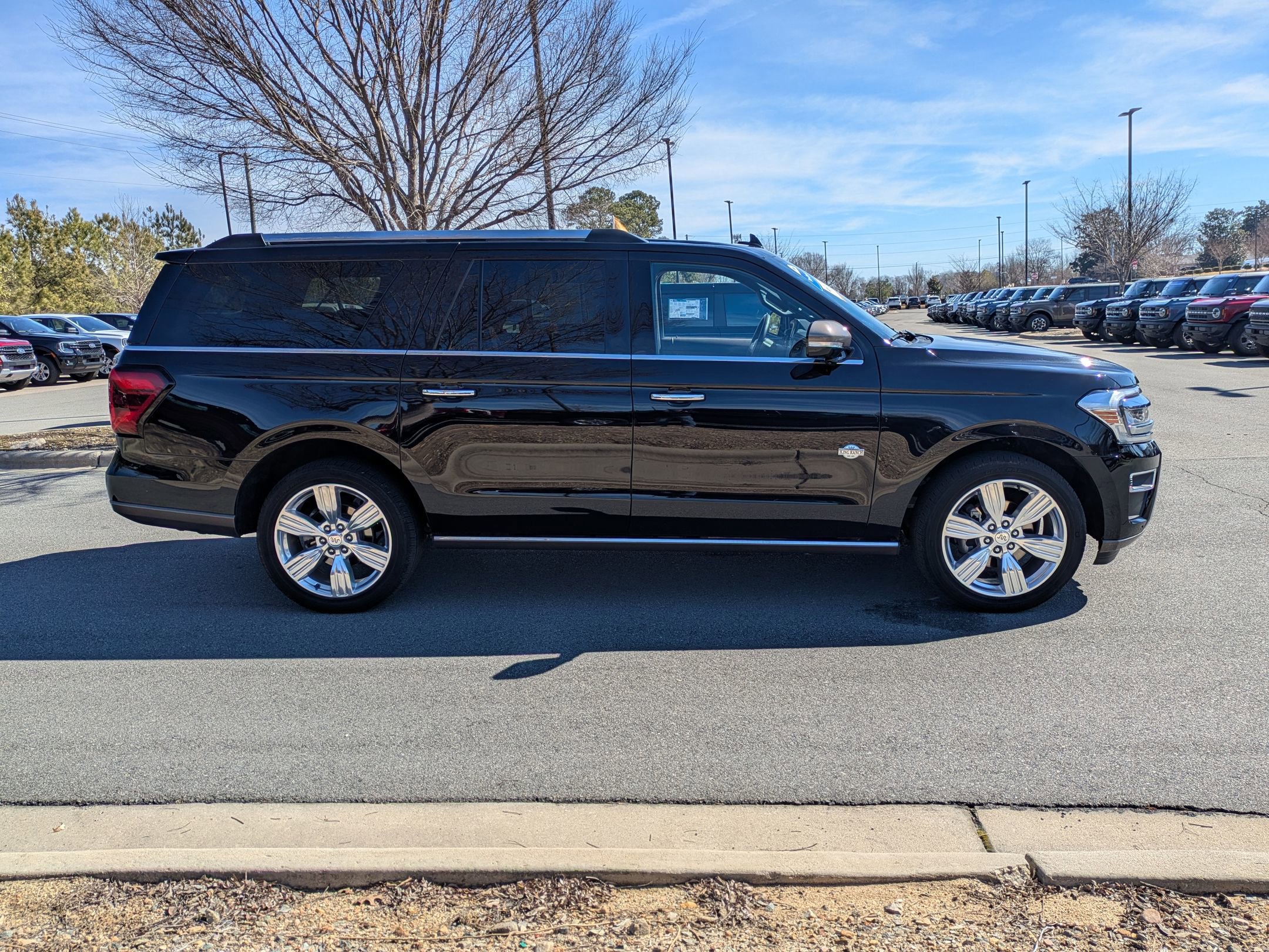 Certified 2024 Ford Expedition Max King Ranch image 3