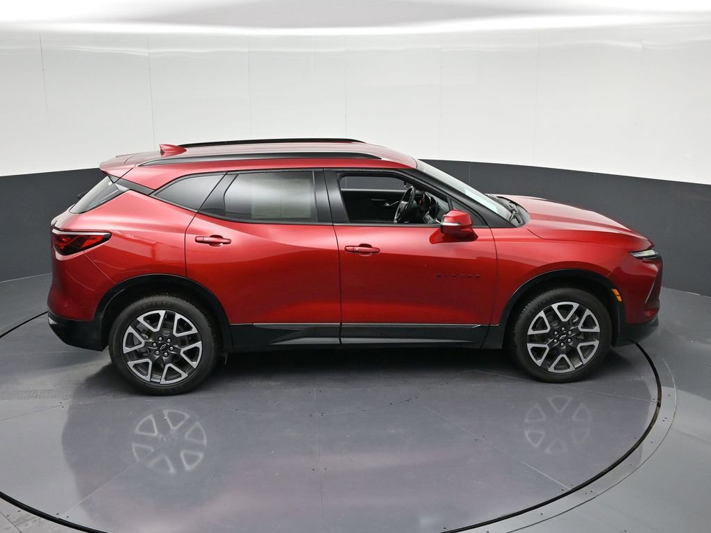 Used 2024 Chevrolet Blazer RS FWD image 25