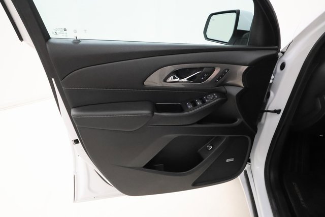 Used 2022 Chevrolet Traverse Premier image 7