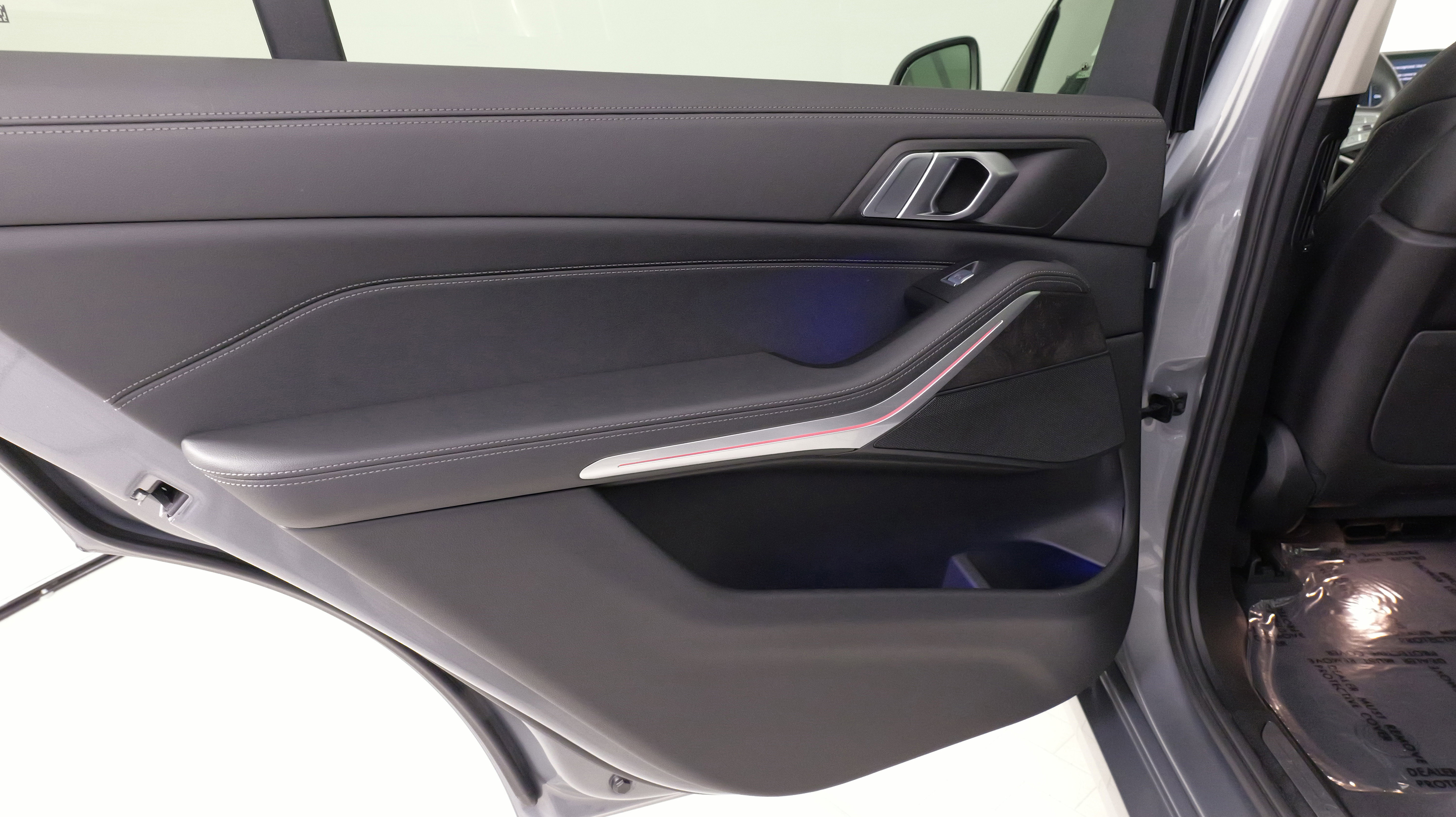 Used 2023 BMW X7 xDrive40i image 35