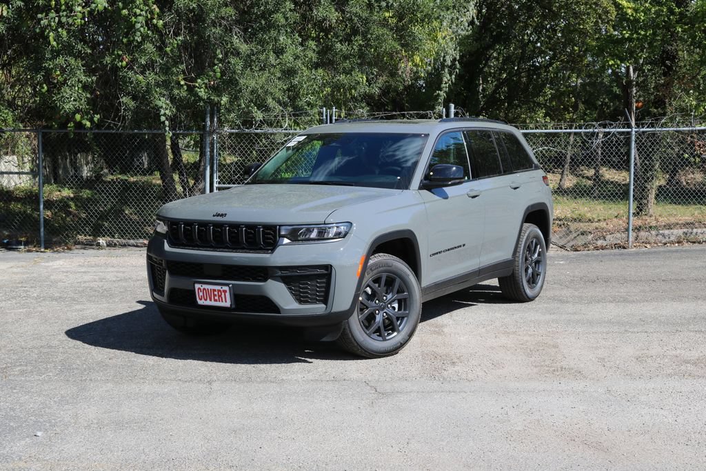 New 2027 Jeep Grand Cherokee Altitude