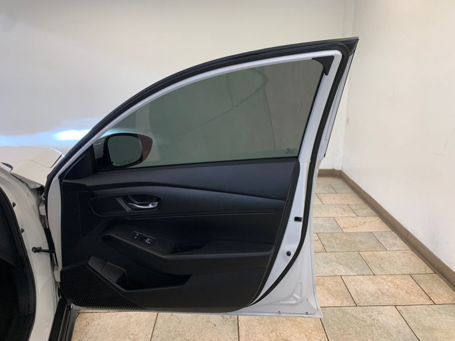 Used 2025 Honda Accord LX image 43
