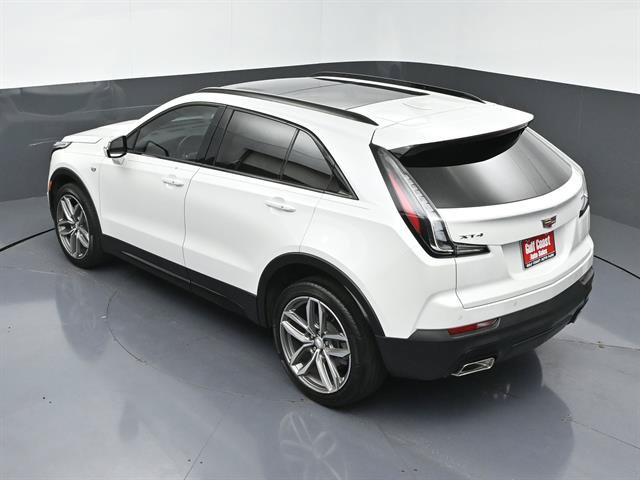 Used 2023 Cadillac XT4 Sport w/ Cold Weather Package FWD image 41