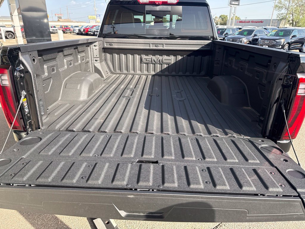 Certified 2026 GMC Sierra 2500 Denali Ultimate AWD/4WD image 12