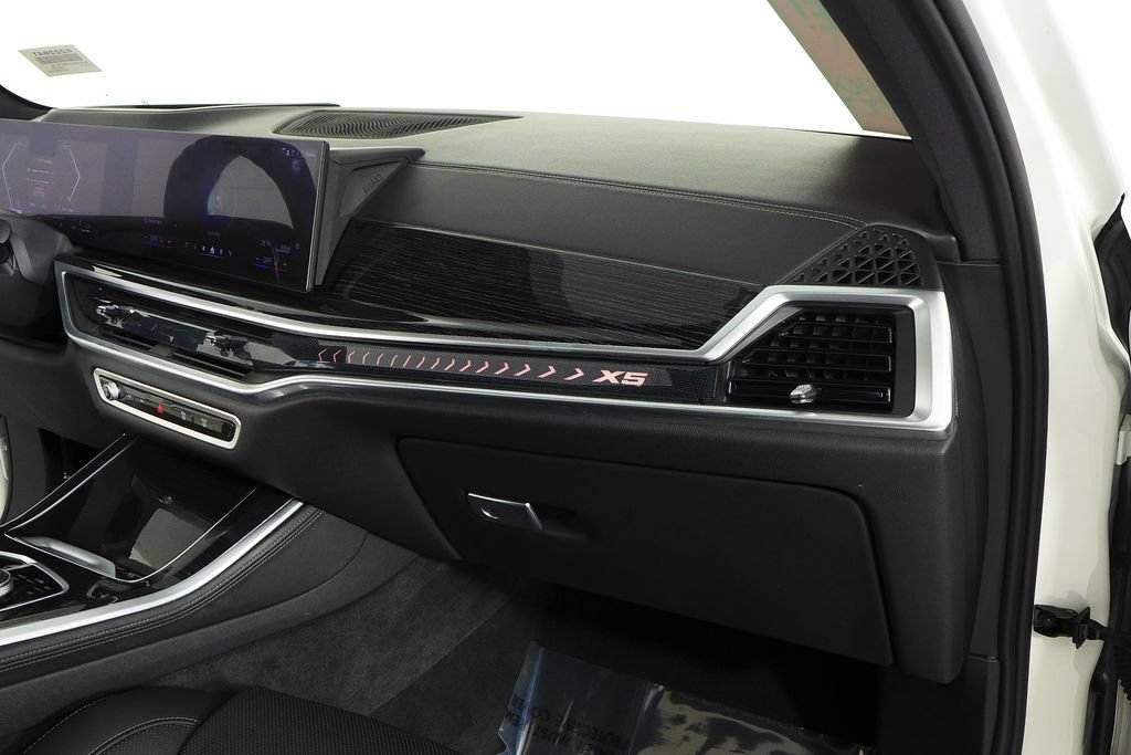 Used 2024 BMW X5 xDrive50e w/ M Sport Package AWD/4WD image 14