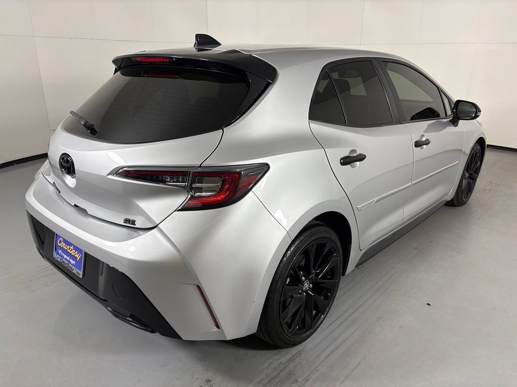Used 2022 Toyota Corolla SE w/ Carpet Mat Package (TMS) FWD image 8