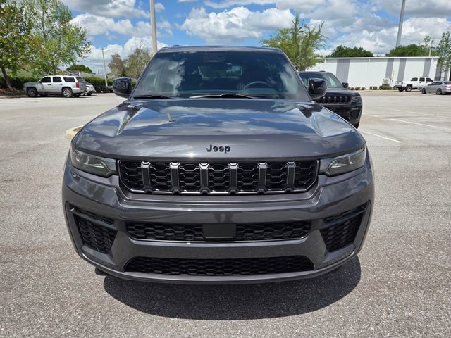 New 2026 Jeep Grand Cherokee Altitude AWD/4WD image 16