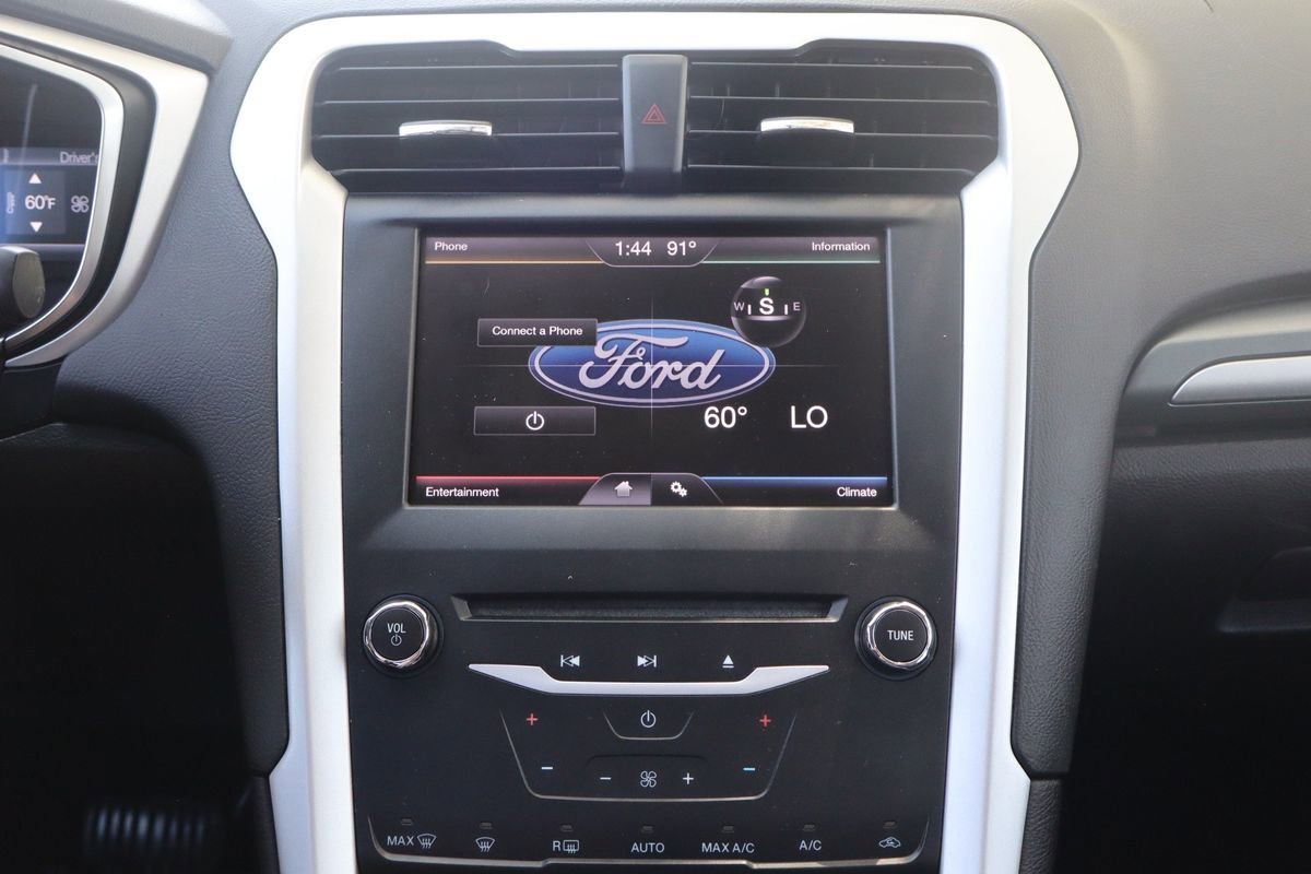 Used 2014 Ford Fusion SE FWD image 35