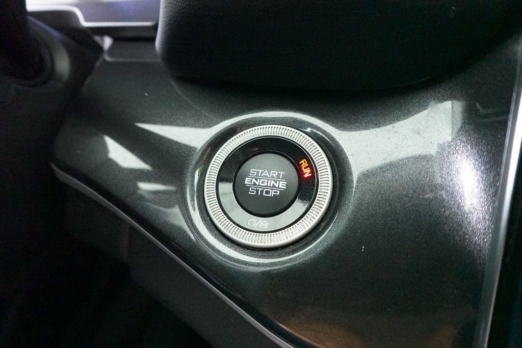 Used 2022 Jeep Grand Cherokee L Laredo w/ Luxury Tech Group I image 21