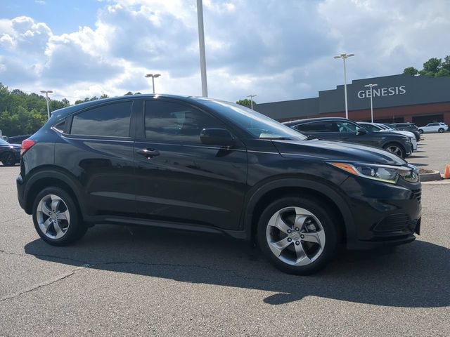 Used 2019 Honda HR-V LX image 2