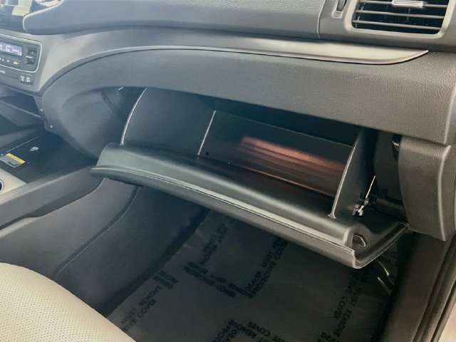 Used 2025 Honda Passport EX-L image 31
