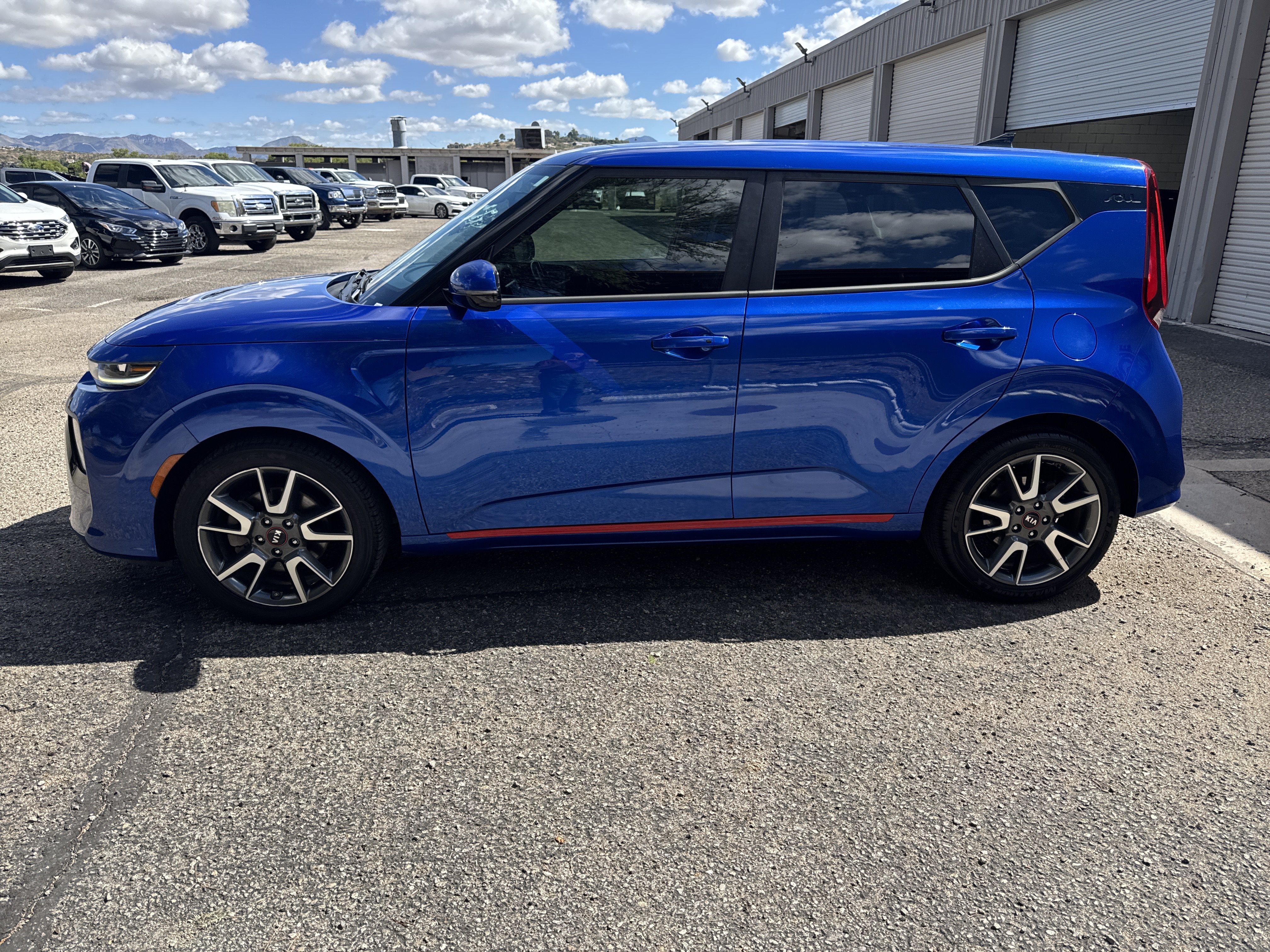 Used 2020 Kia Soul GT-Line Turbo FWD image 4