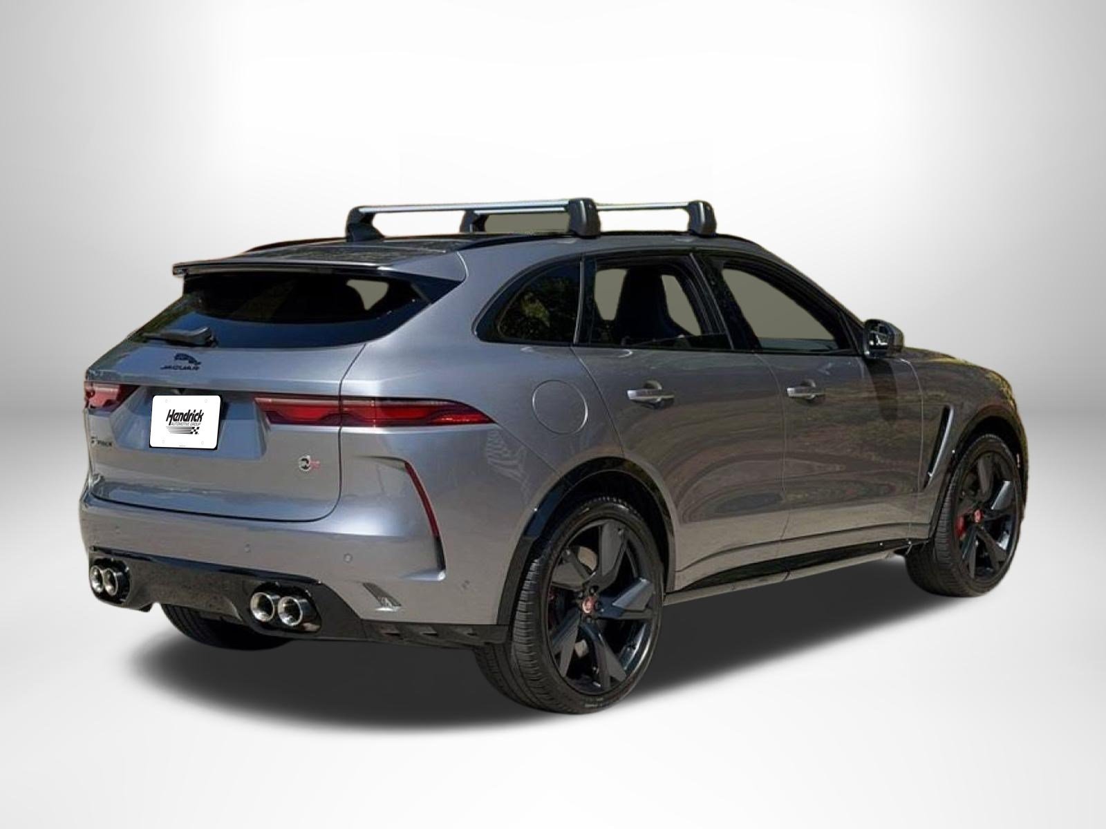 Used 2023 Jaguar F-PACE SVR AWD/4WD image 4