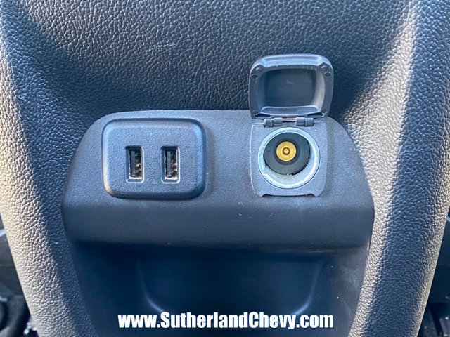 Used 2017 Chevrolet Colorado Z71 AWD/4WD image 43