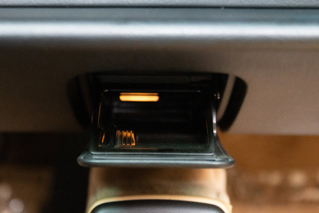 Used 1994 Porsche 911 Carrera 4 image 76