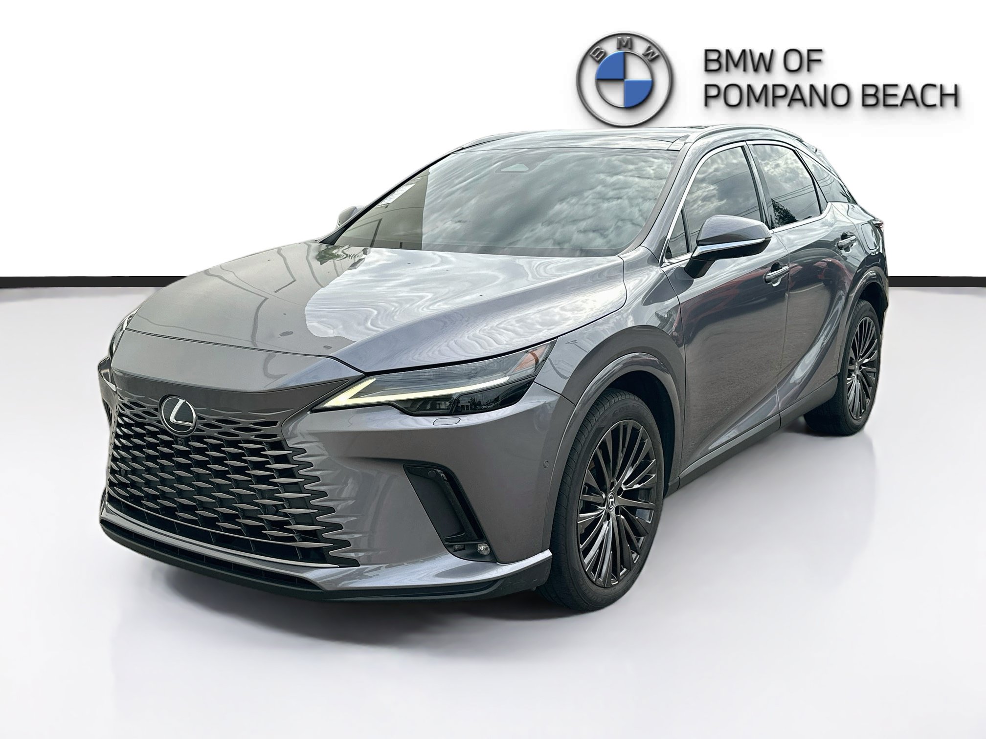 Used 2023 Lexus RX 350 FWD w/ Cold Area Package image 3