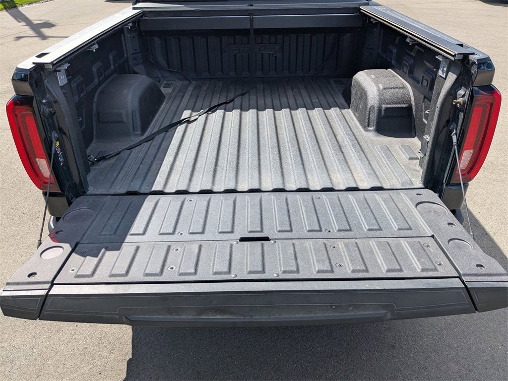 Used 2024 GMC Sierra 1500 AT4 w/ Technology Package image 26