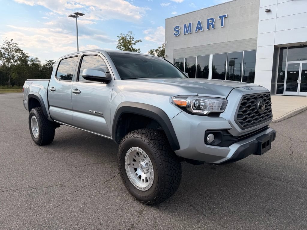 Used 2023 Toyota Tacoma TRD Off-Road AWD/4WD image 2