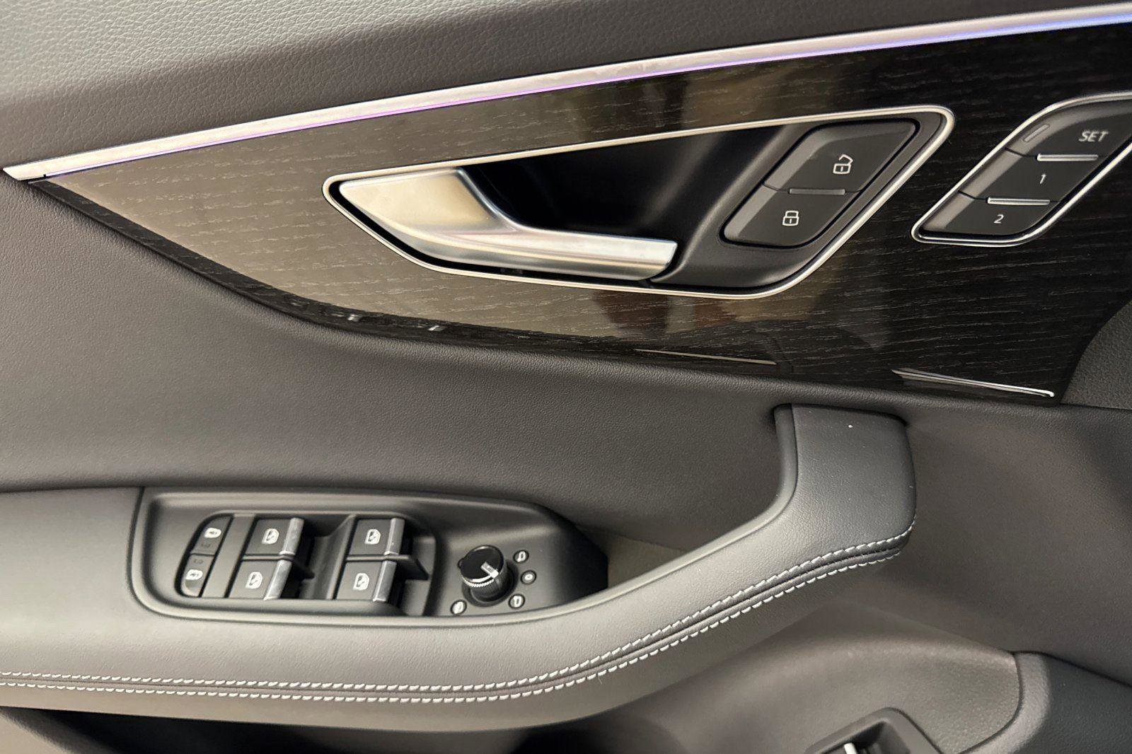 New 2026 Audi Q7 Premium Plus image 10