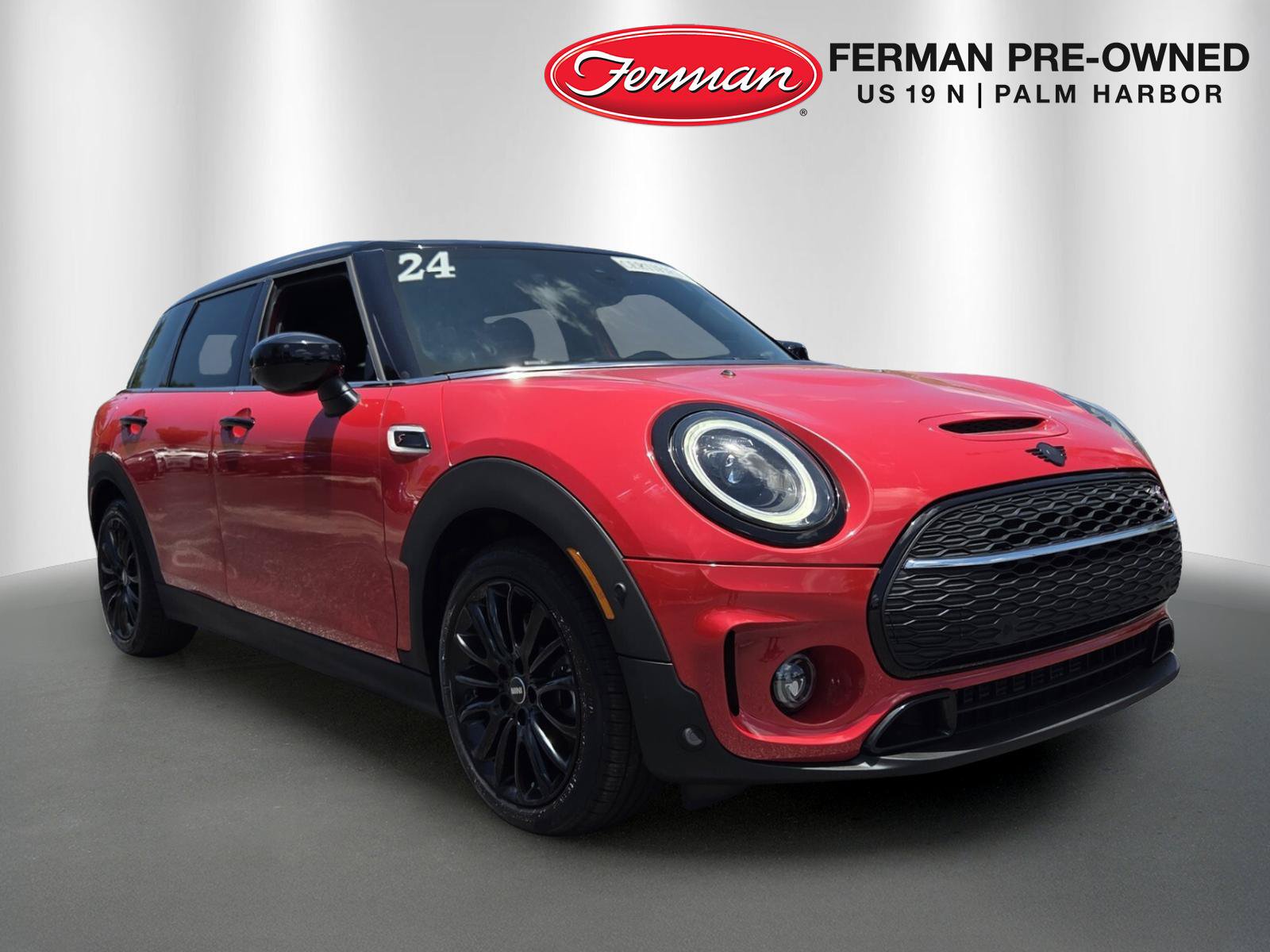 Certified 2024 MINI Cooper Clubman S FWD image 1