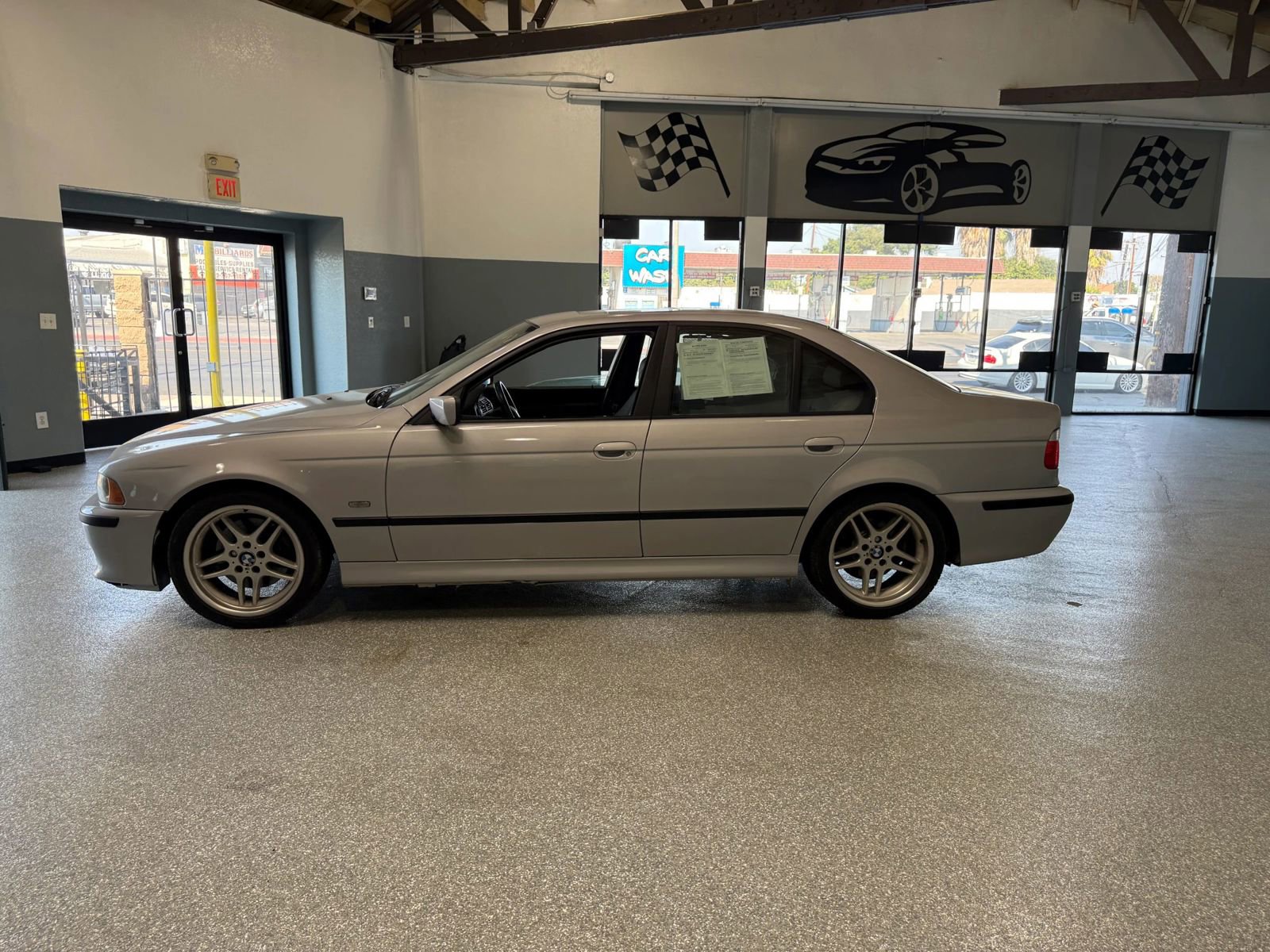 Used 2003 BMW 540i Sedan image 4