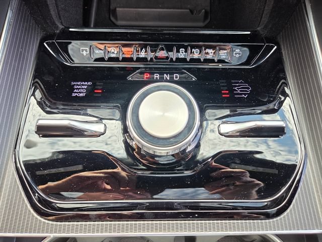 New 2025 Jeep Grand Wagoneer L Series II Obsidian w/ Quick Order Packagew 28T AWD/4WD image 25
