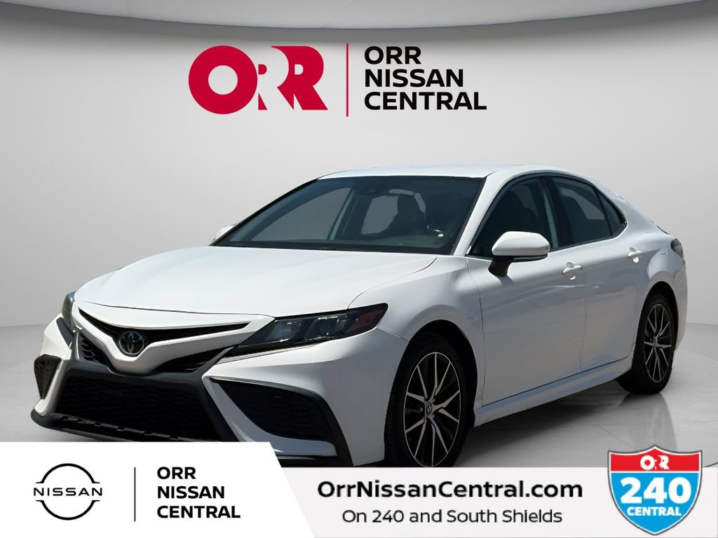 Used 2023 Toyota Camry SE