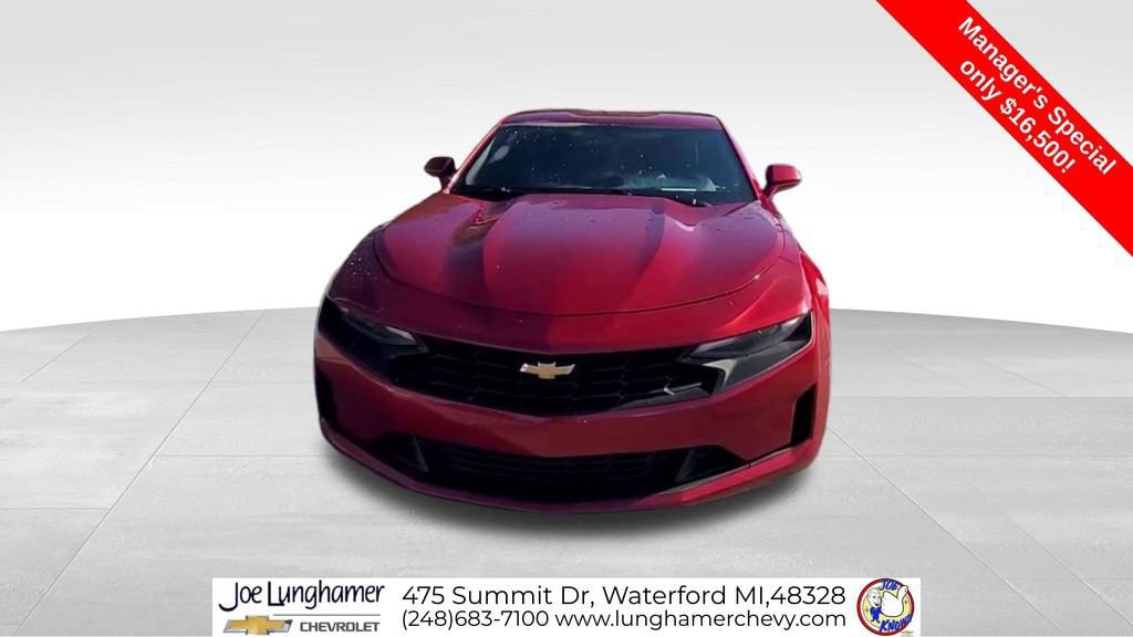 Used 2021 Chevrolet Camaro LT RWD image 3