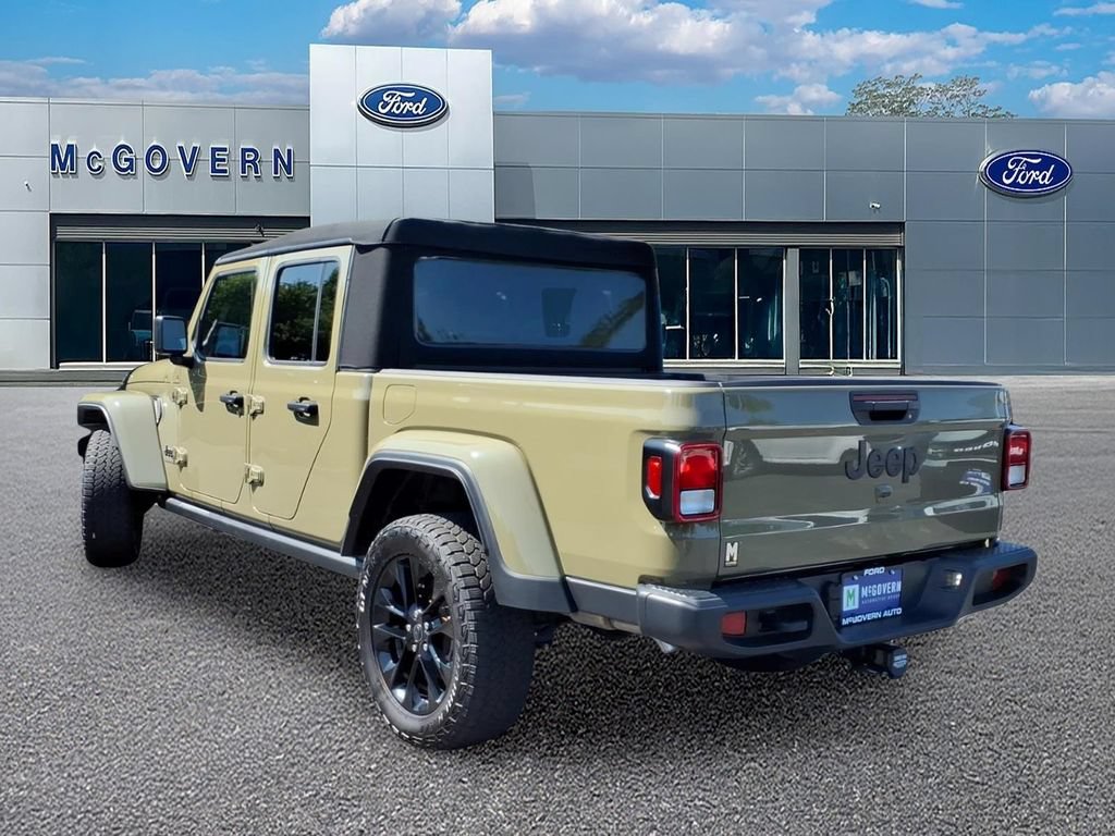 Used 2025 Jeep Gladiator Sport AWD/4WD image 8