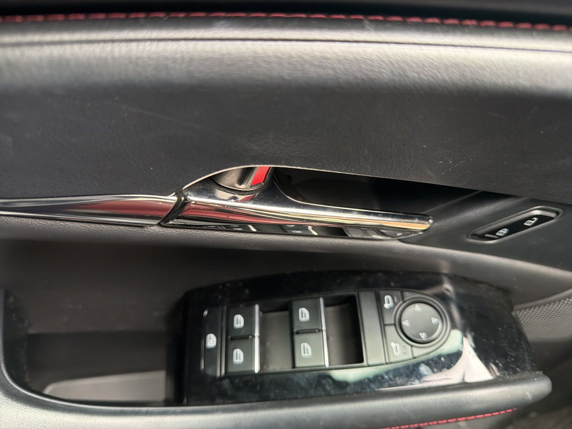 Used 2023 MAZDA CX-30 AWD 2.5 S w/ Preferred Package image 11