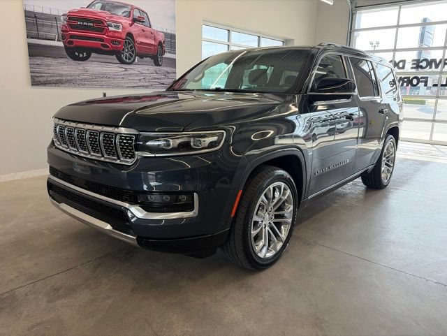 Certified 2023 Jeep Grand Wagoneer Series II w/ Rear Seat Video Group 1 AWD/4WD image 1