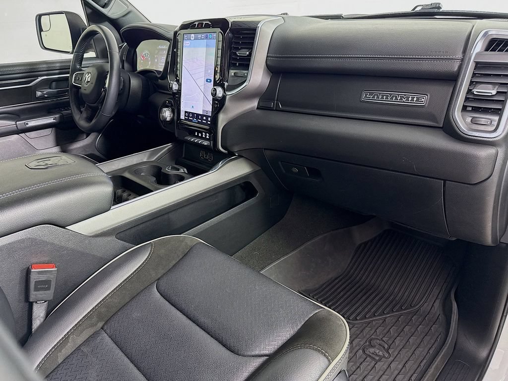 Used 2024 RAM 1500 Laramie AWD/4WD image 27