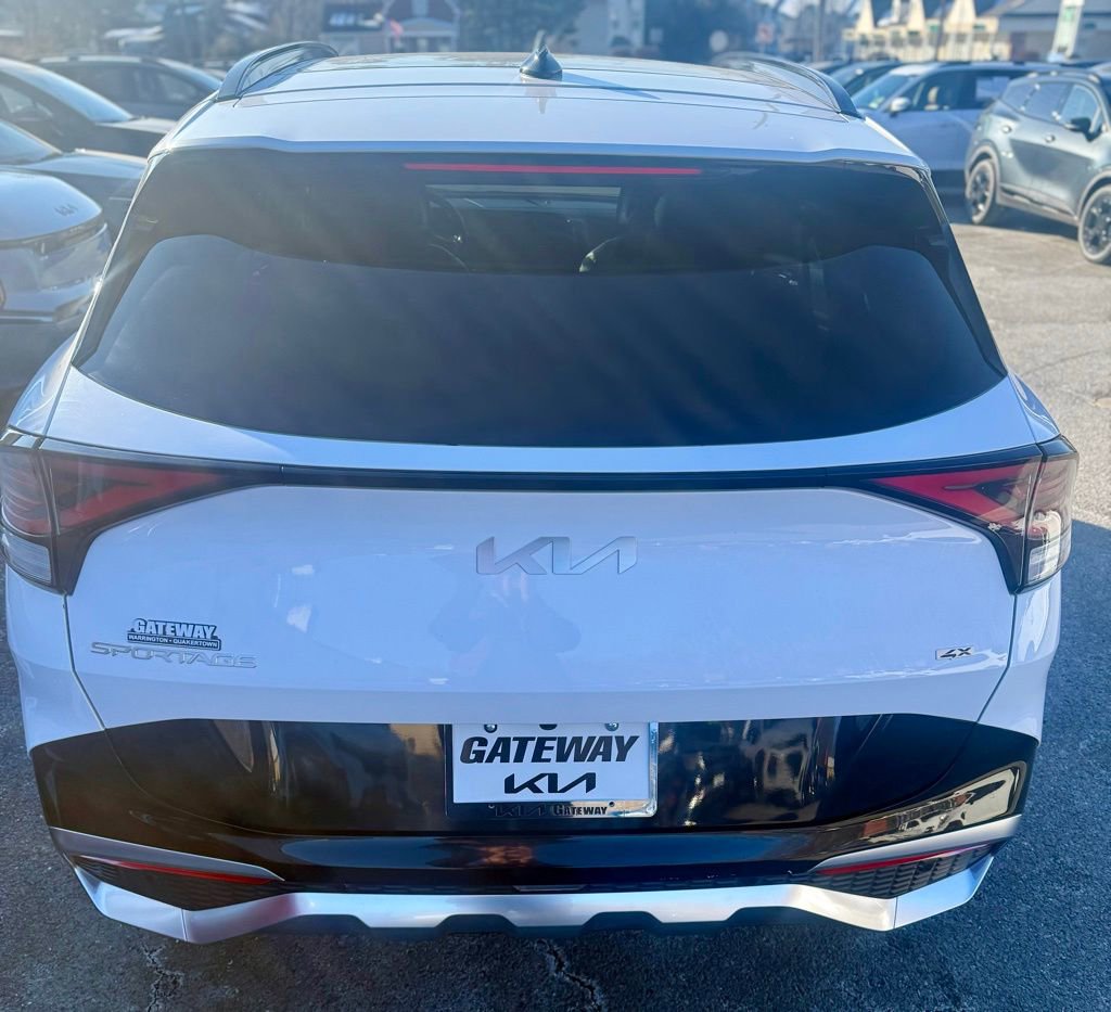 Certified 2023 Kia Sportage SX image 5
